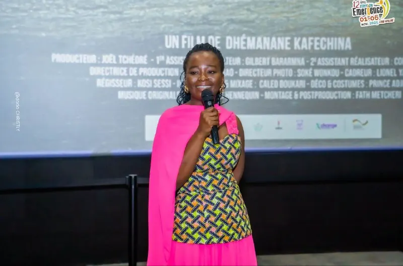 Die togoische Regisseurin Dhémanane Kafechina spricht nach der Premiere ihres ersten Langfilms SIFA, la gardienne de nos terres