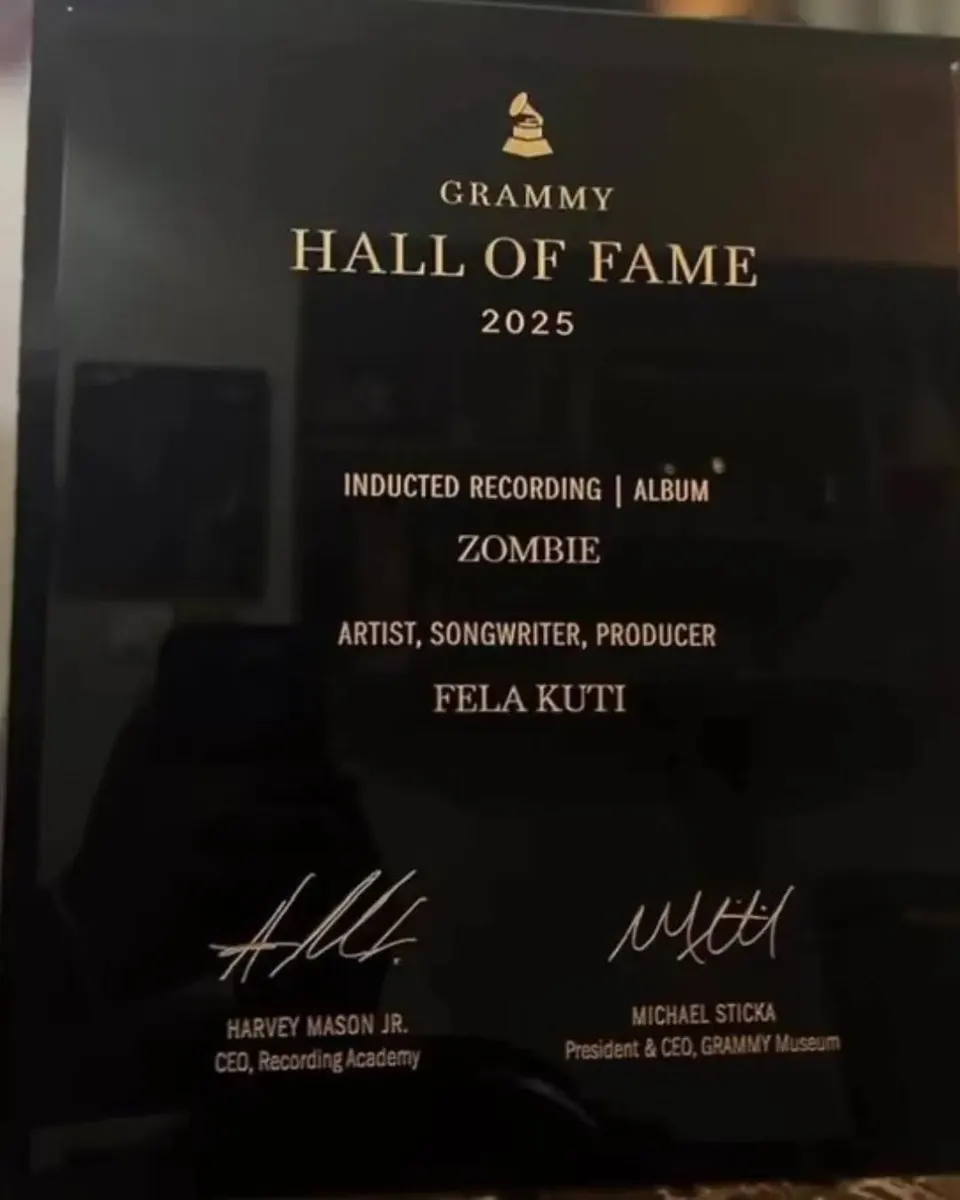 Das 1976 erschienene Album Zombie wurde in die Grammy Hall of Fame aufgenommen, als erstes nigerianisches Album
