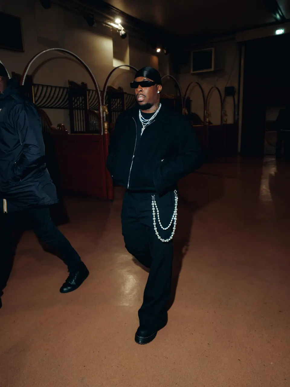 Joé Dwèt Filé und Fally Ipupa, Musikvideo zu Doucement, 2026
